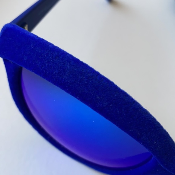 Light Blue Retro-Vintage Classic Acetate Tinted Sunglasses  Bright Blue Suede Sunglasses